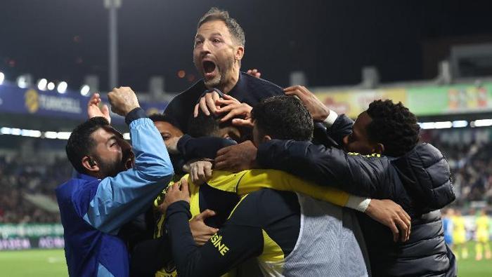 Çaykur Rizespor - Fenerbahçe maçının ardından yıldız isme övgü dolu sözler: Başka bir seviye | Veselinoviç’in Fenerbahçesi gibi...