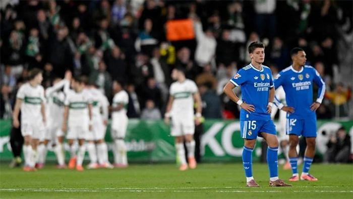 Real Madridin puan kaybı sonrası Arda Güler tartışması Zayıflığını ortaya koydu Mbappeden tepki