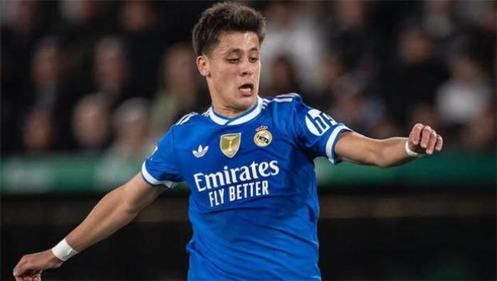 Real Madridin puan kaybı sonrası Arda Güler tartışması Zayıflığını ortaya koydu Mbappeden tepki