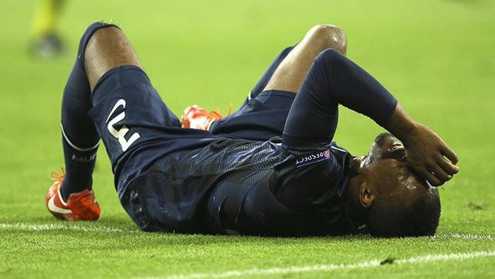 YILLARCA AĞRILARINI GİZLEMİŞ