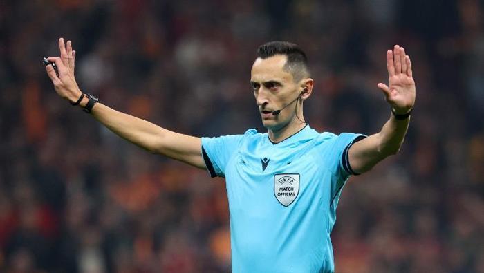 OKAN BURUK: HAKEMİN TAVIRLARI...