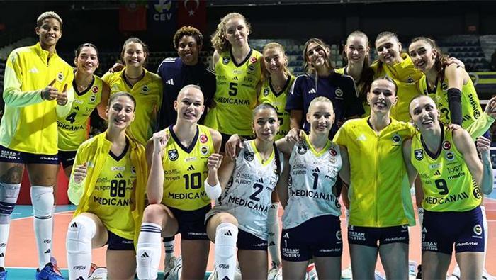 Zeren Spor Santarellinin Imocosuna direndi zaferi kıl payı kaçırdı Fenerbahçeden net galibiyet Arina Fedorovtseva fırtınası