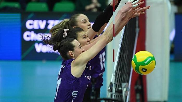 Zeren Spor Santarellinin Imocosuna direndi zaferi kıl payı kaçırdı Fenerbahçeden net galibiyet Arina Fedorovtseva fırtınası