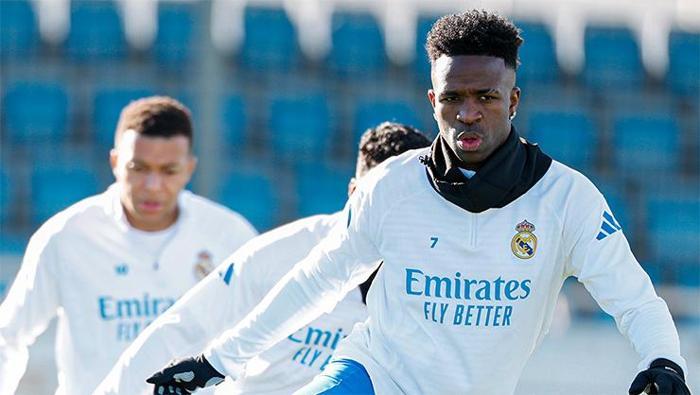 Real Madrid soyunma odası ikiye bölündü Büyük krizin aktörlerinden biri de Arda Güler