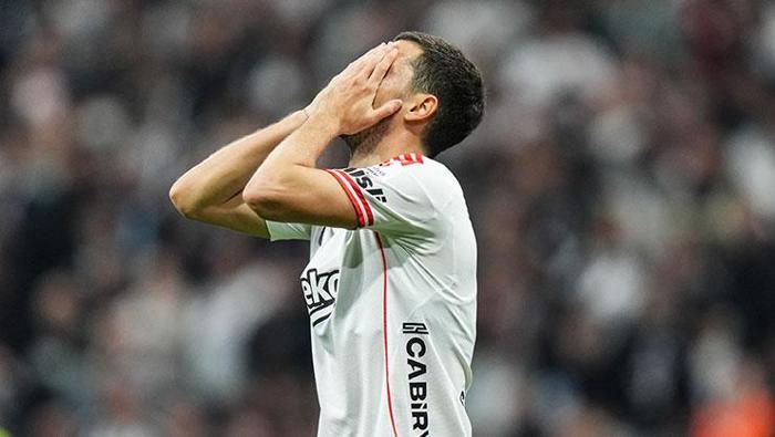 Beşiktaşta yıldız ismin bileti kesildi Gözler Ocak ayında