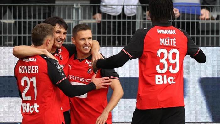 Frankowski tam zamanlı piston Galatasaraydan Rennese gitti, Fransa Ligue 1e damga vurdu