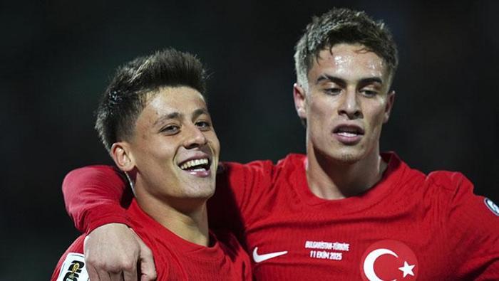 TÜRKLER HEYECANLANDI