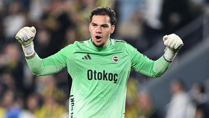 EDERSON DÜNYANIN EN İYİLERİNDEN
