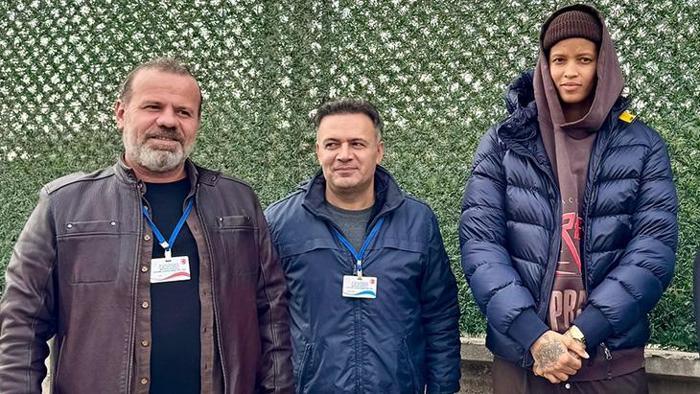 Milli voleybolcu Melissa Vargas ehliyet sınavına Malatyada girdi