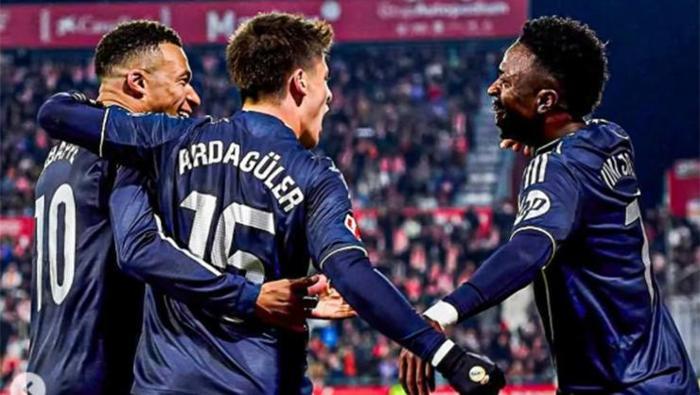 Arda Güler oyundan çıktı Real Madrid liderliği kaptırdı Alonso devre arasında Ardaya tek tek açıkladı