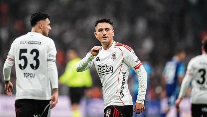 Forma bulmakta zorlanıyordu Beşiktaşın yıldızından ayrılık kararı