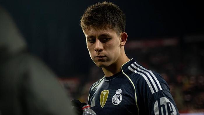 ARDA GÜLER YEDEK KALDI