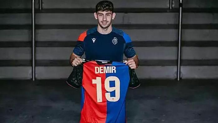 Galatasaray, Ocak ayı transferi için düğmeye bastı Giden ilk futbolcu belli oldu