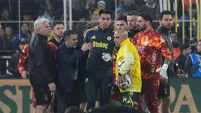 Tedesconun tercihi sonrası gözden düştü Fenerbahçede İrfan Canla ayrılık kararı