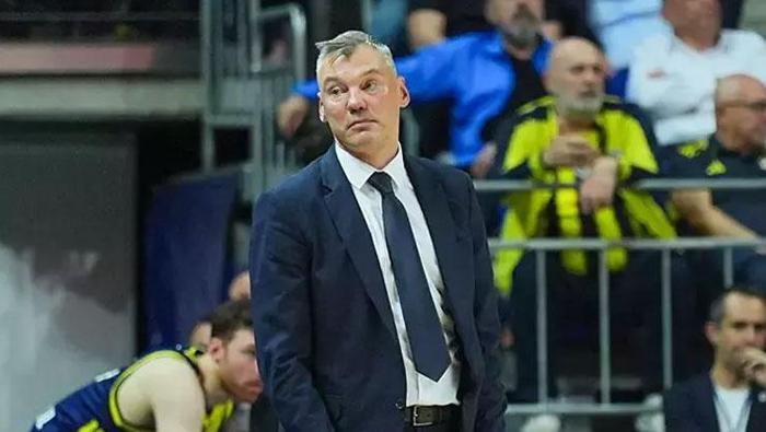 GÖZLER FENERBAHÇE’DE