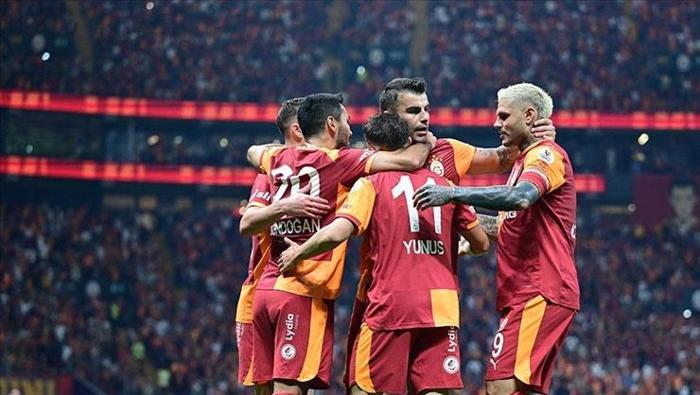 Romanya’dan olay itiraf Galatasaray’ın görüştüğü ismi açıkladı