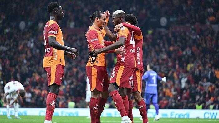 Osimhen ve Sane resitali - Serkan AKCAN --> FANATİK