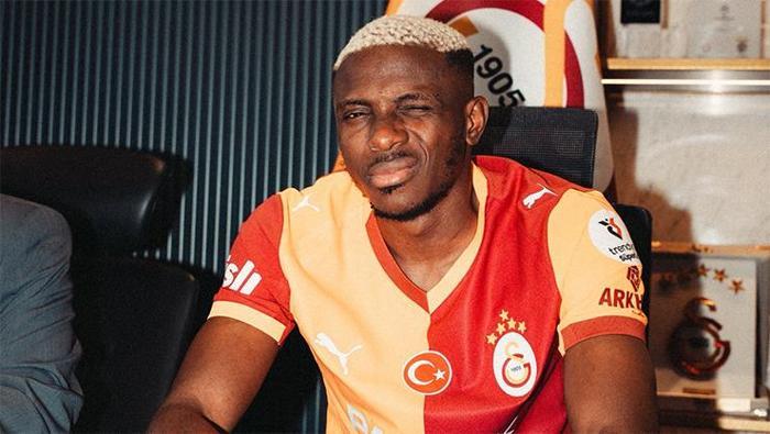 Osimhenden olay itiraf Canavara dönüşüyorum geceleri uyuyamıyorum | Ronaldo ve Mario Gomez sözleri