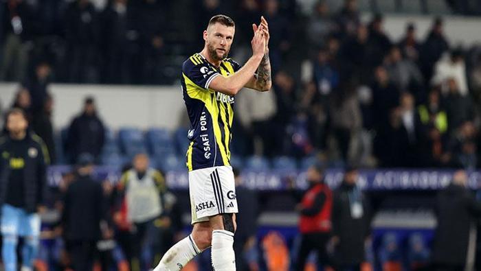 Nihat Kahveciden ilginç tepki Fenerbahçe yenilmiyor ama ikinci