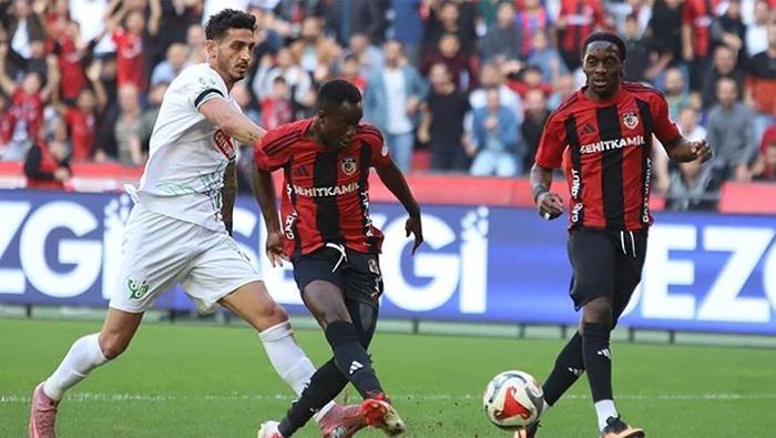 Beşiktaş - Gaziantep FK maçı canlı izle | BJK ANTEP maçı şifresiz (Süper Lig Beşiktaş maçı şifresiz canlı yayın)