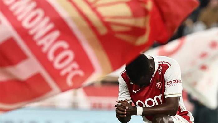 Galatasaray maçı öncesi Monacoda ortalık karıştı Büyük protesto hazır