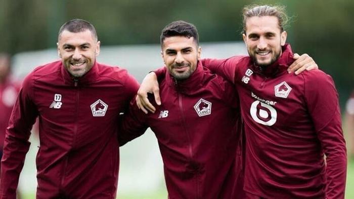 BURAK YILMAZ VE ZEKİ ÇELİK ÇOK SEVİLİYOR
