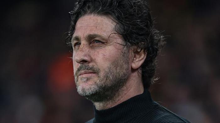 İrfan Can Kahveci ezeli rakip yolunda Başkanlar transfer görüşmesi için randevulaştı