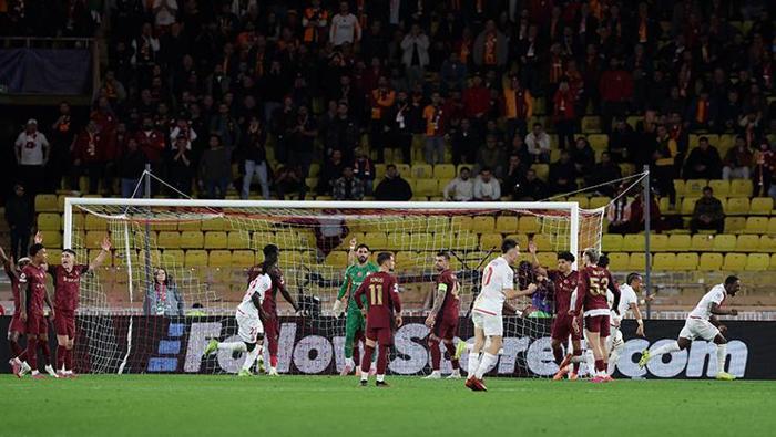 France Info: Monaconun playoff yarışına geri dönmesini sağlayan kıl payı zafer