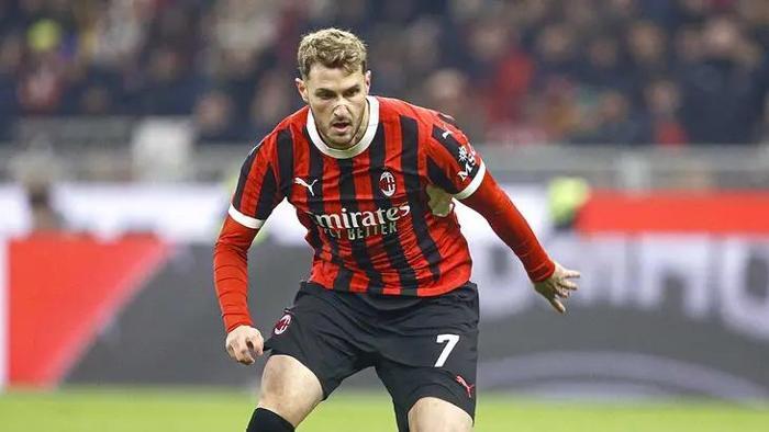 WEST HAM DA İSTİYOR