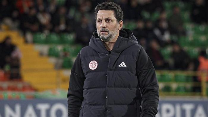 Anytalyasporda iki eksik