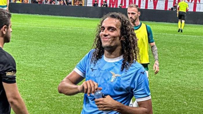 Taraftarın ıslıkladığı orta saha adım adım Galatasaraya Temaslar başladı