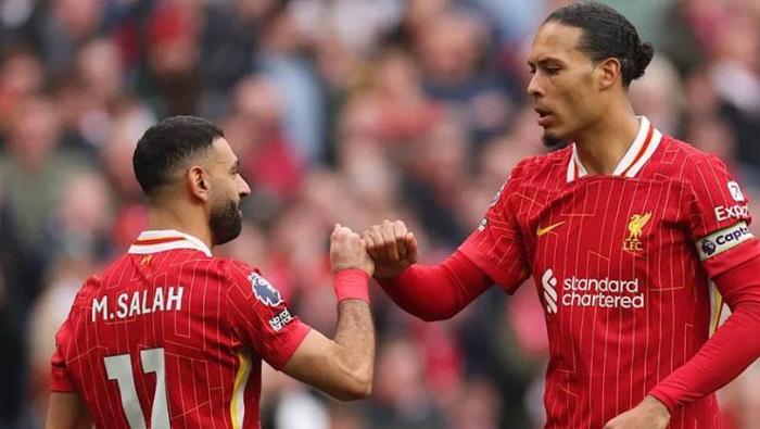 Virgil van Dijk’ten Salah için birlik ve beraberlik sözleri