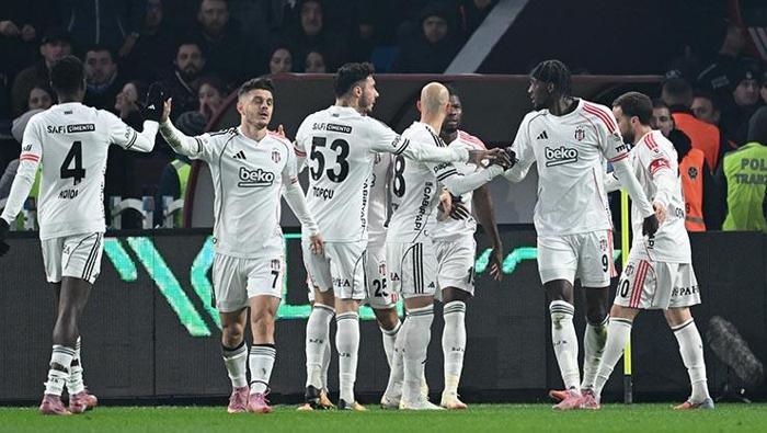 Trabzonspor-Beşiktaş maçını spor yazarları değerlendirdi En büyük kabusu bu olacak