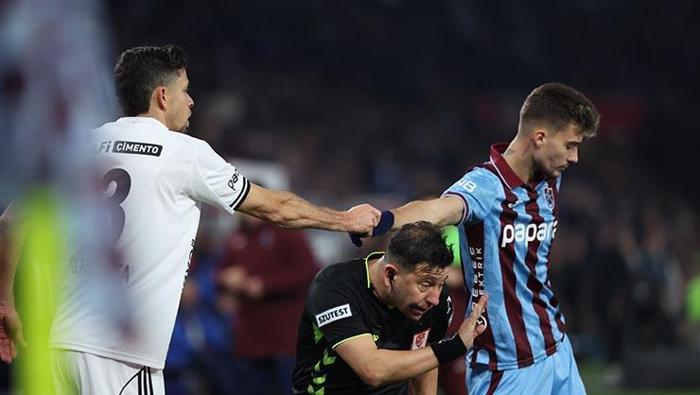 Vazgeçmeyen takım - Olcay Çakır --> Fanatik