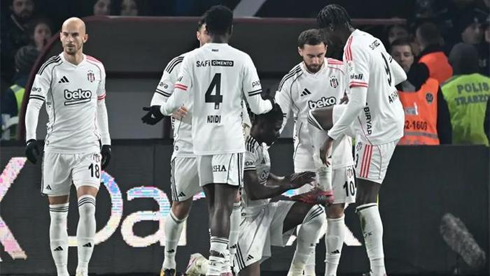 Nihat Kahveci Trabzonspor-Beşiktaş maçı sonrası yerden yere vurdu Beşiktaş tarihinin en kötü transferi