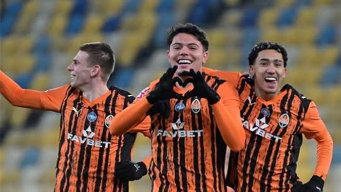 Shaktar Donetsk 5-0la şov yaptı Maç sonu Arda Turan Saygısızlık deyip gerçekleri anlattı