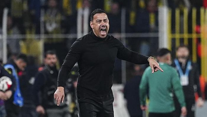 Fenerbahçe-Konyaspor maçını spor yazarları değerlendirdi Sabah kadar oynasalar da...