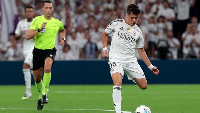 Alonso ile Arda arasında tartışma