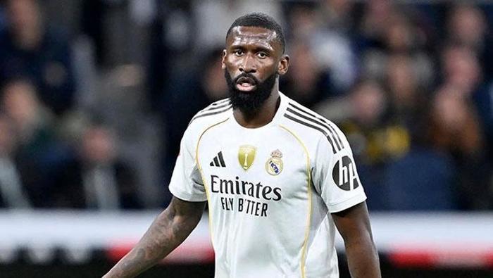 Transferde dengeleri alt üst edecek hamle Rüdiger için İstanbul devi gemileri yaktı