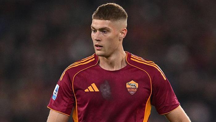 EVERTON DA PEŞİNDE