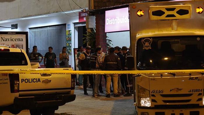 EKVADORDA SALDIRILAR ARTIYOR