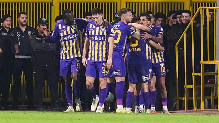 Eyüpspor - Fenerbahçe maçı canlı izle | EYÜP FB maçı şifresiz (Fenerbahçe maçı canlı yayın)