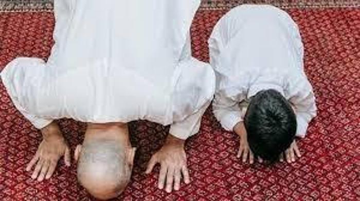 Regaip kandili gecesi kılınacak namazlar Diyanet Regaip Kandili namazı