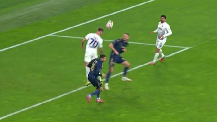 EYÜPSPORUN PENALTI BEKLEDİĞİ POZİSYON