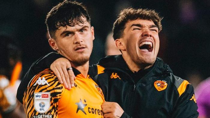 ADIM ADIM PREMİER LİGE