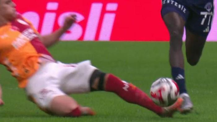 KAZIMCANIN POZİSYONUNDA KIRMIZI KARTA GEREK VAR MI