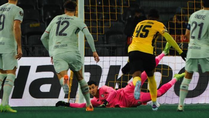 Berke Özer yarım sezonda elit kaleciler arasına girdi, İtalyan devini peşine taktı