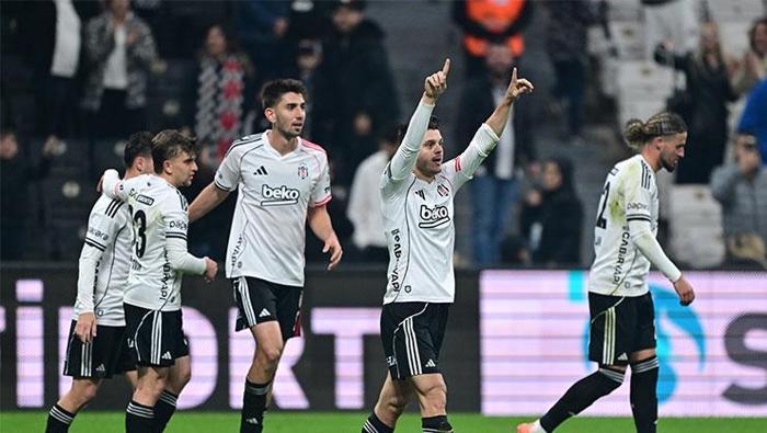 Beşiktaştan Rafa Silva hamlesi Menajeri çağırıldı