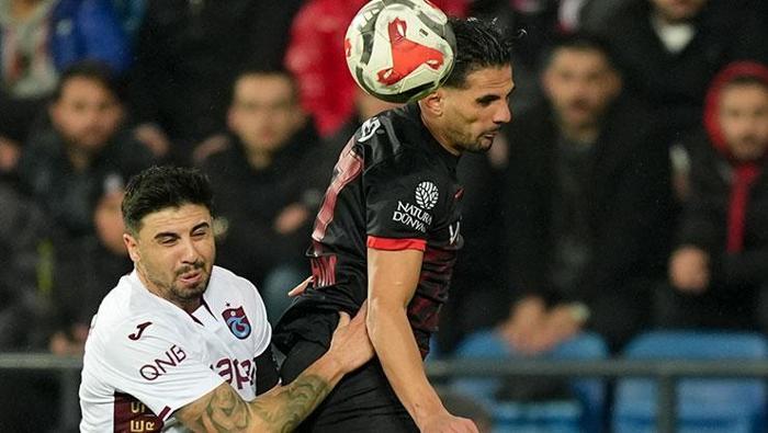 Trabzonspora usta isimden uyarı: Çıkarılacak çok ders var | Orta sahasız oynadı