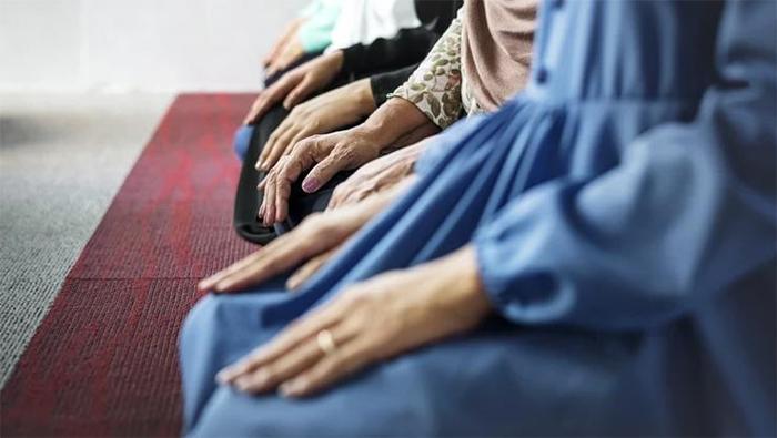 4 rekat Tesbih Namazı nasıl kılınır Tesbih Namazına nasıl niyet edilir Kaç rekattır